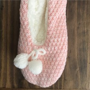 Knit pull on Slippers